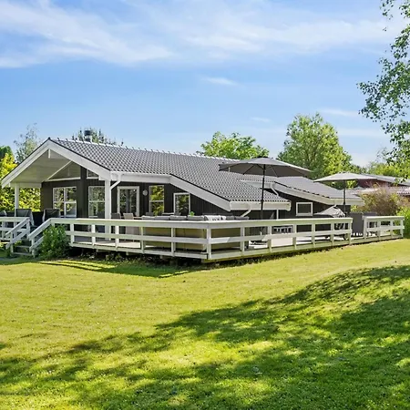 Alruna - 350m From The Sea By Interhome