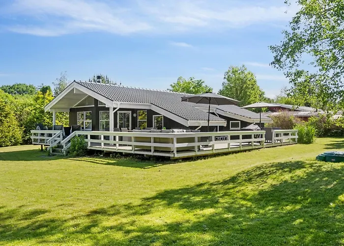 Alruna - 350m From The Sea By Interhome