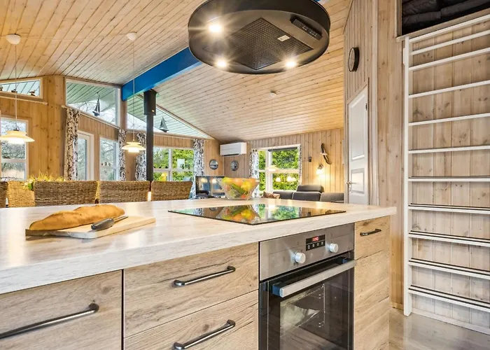 Alruna - 350m From The Sea By Interhome *